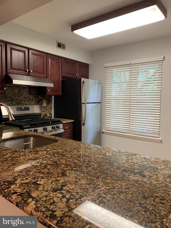 Building Photo - 4403A Fenwick Ln