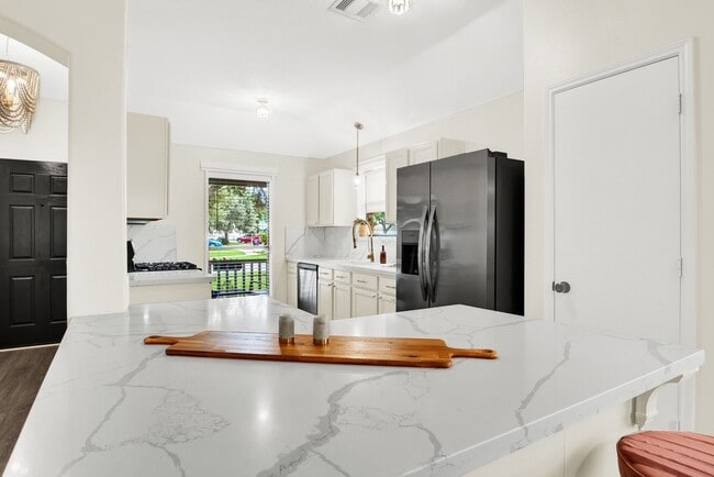 Photo - 11415 Hemington Dr