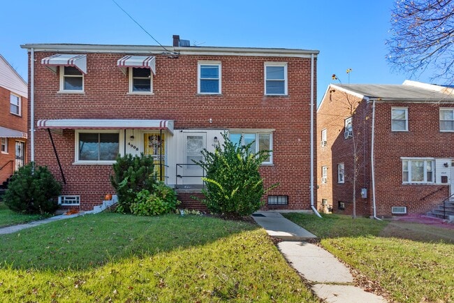 Photo - 4910 Sargent Rd NE