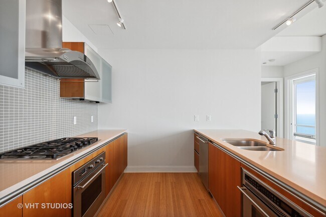 Photo - 340 E Randolph St Unit 5103