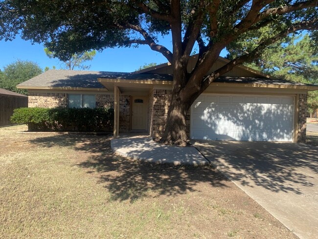 Building Photo - 7202 Zoar Ave