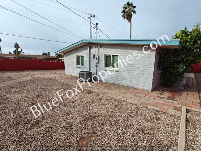 Photo - 602 N Palo Verde Blvd