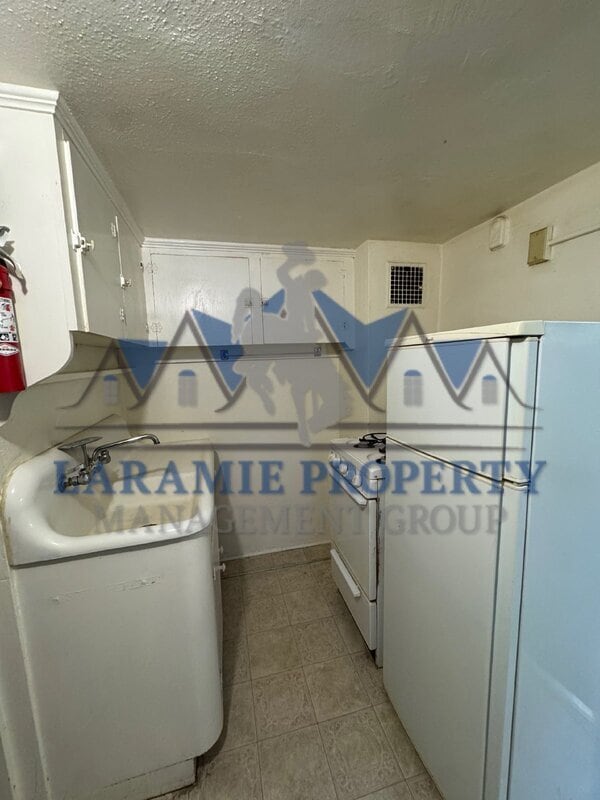 Photo - 508 E Garfield St Unit 7
