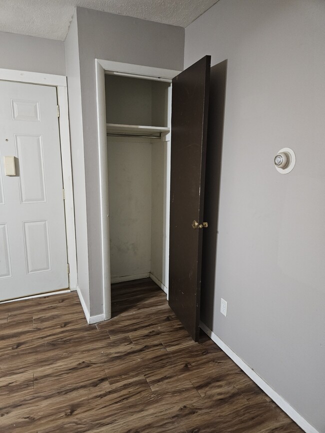 Photo - 107 College Park Ct Apartment Unit # 2