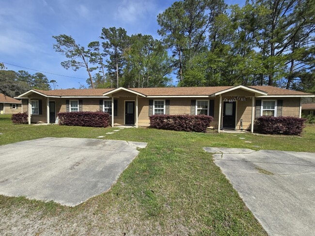 Photo - 403 E Lawnwood Ave