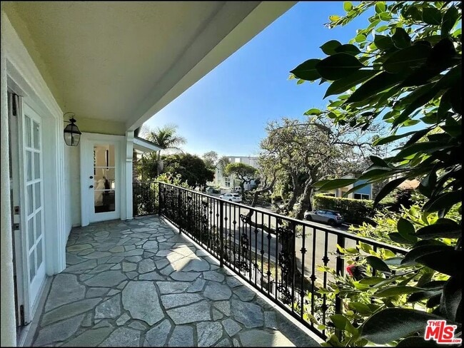 Photo - 1115 22nd St Unit 1