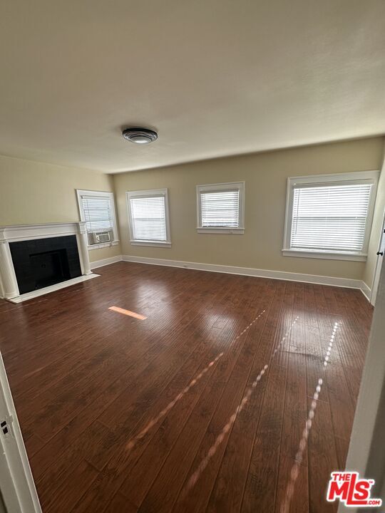 Photo - 1404 S St Andrews Pl