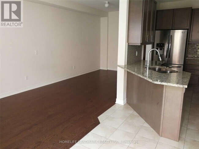 Photo - 15 Durblee Ave