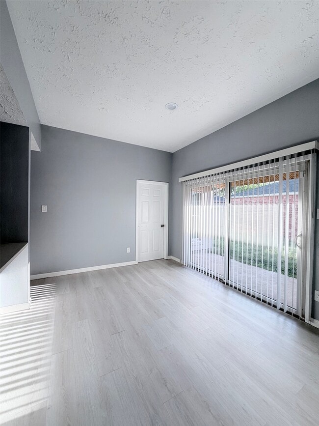 Photo - 13006 Bacard Ln