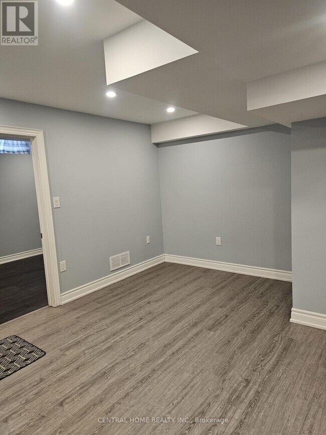 Photo - 45 Wildmoor St