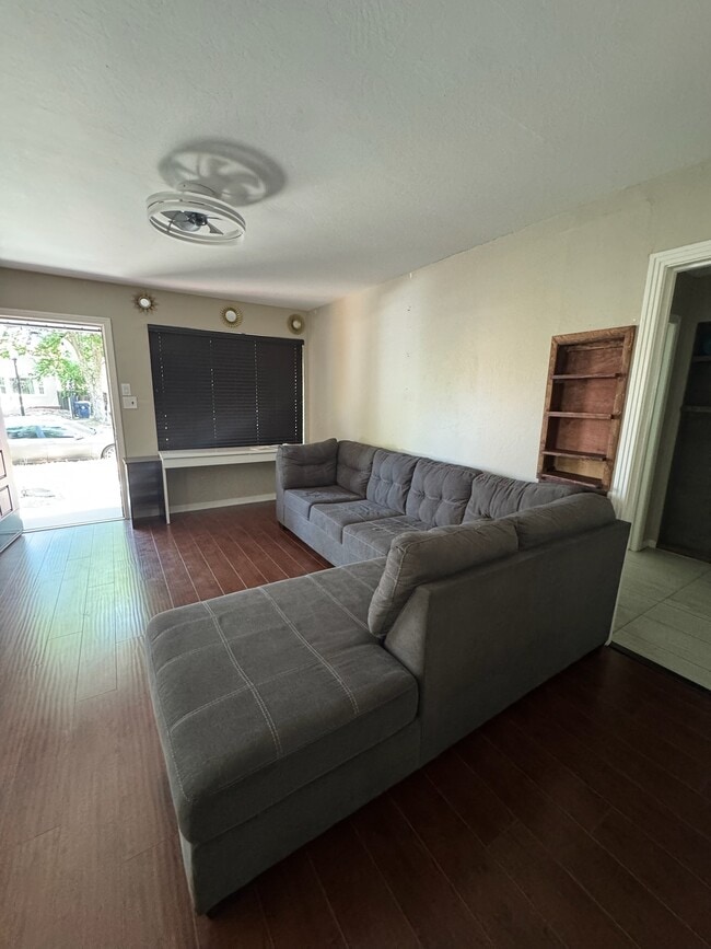 Photo - 3624 3rd Ave Unit 3624 3rd Avenue