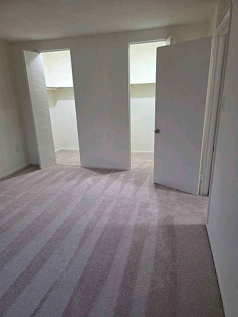 117b 11 - Governor Mifflin Apartments