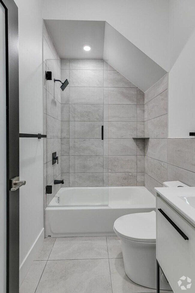Building Photo - Brand New Luxury Apartments Nolibs Unit 1