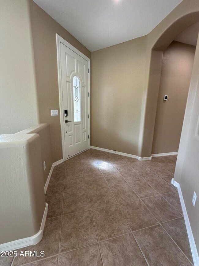 Photo - 11489 E Raintree Dr