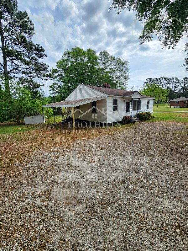 Photo - 4100 Standridge Rd