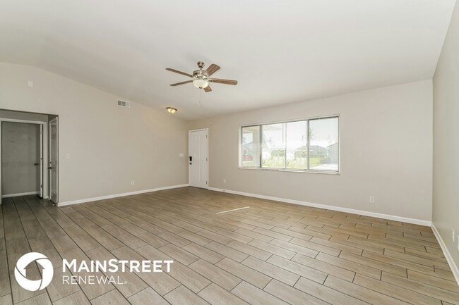 Photo - 1909 SW 10th Terrace