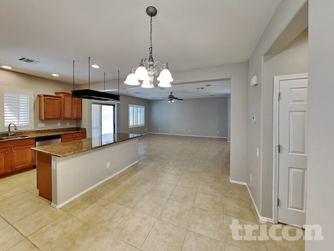 Photo - 10728 Khalua Ave