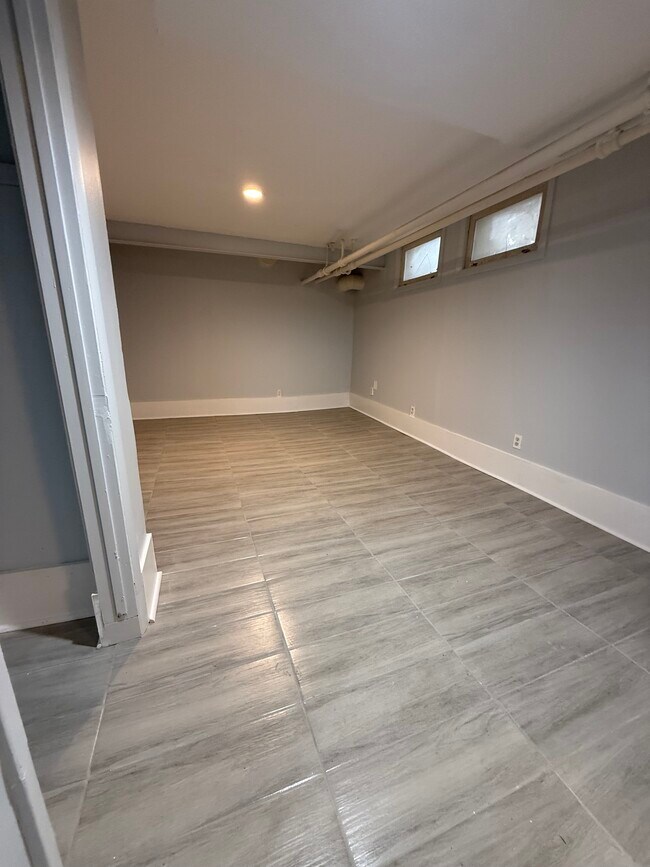 Photo - 4216 W 8th St Unidad 3