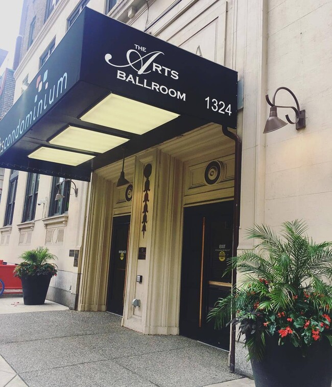 Photo - Arts Condominium [1324] Unidad 0912