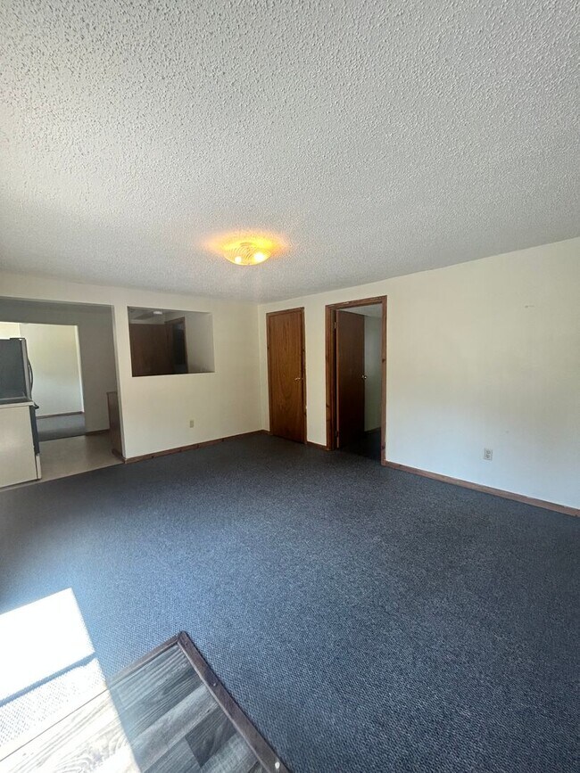 711 Elm St Unit 711 Elm St Apt A Carthage, NY