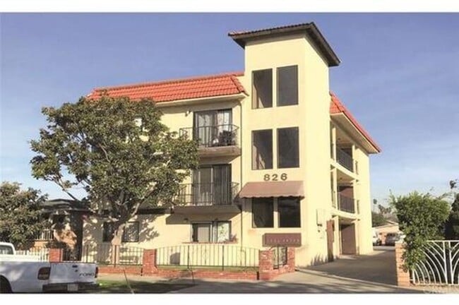 Building Photo - BELLA APARTMENTS: Beautiful 1 Bed / 1 Bath... Unit 2