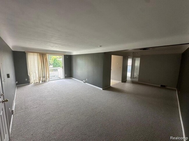 Photo - 487 N Eton St Unidad B 6