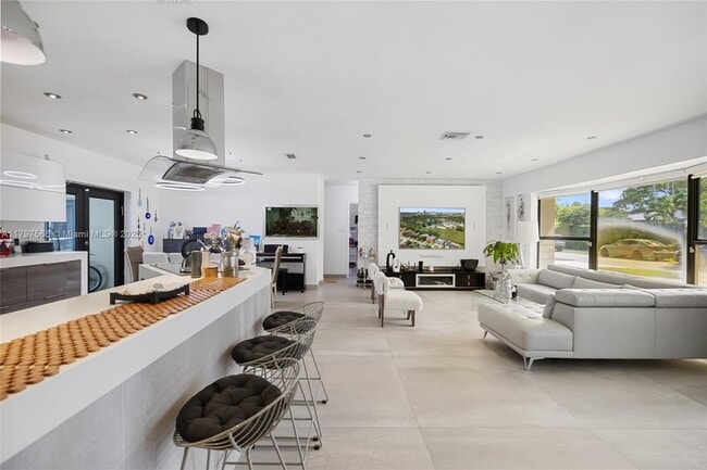 Photo - 20375 NE 22nd Pl