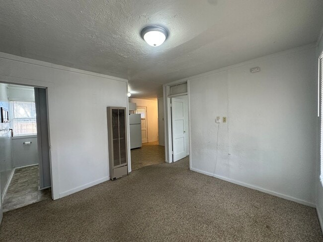 Photo - 1 Bedroom 1 Bathroom Duplex for rent in Aztec