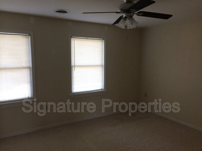 Photo - 2216 High Bush Cir