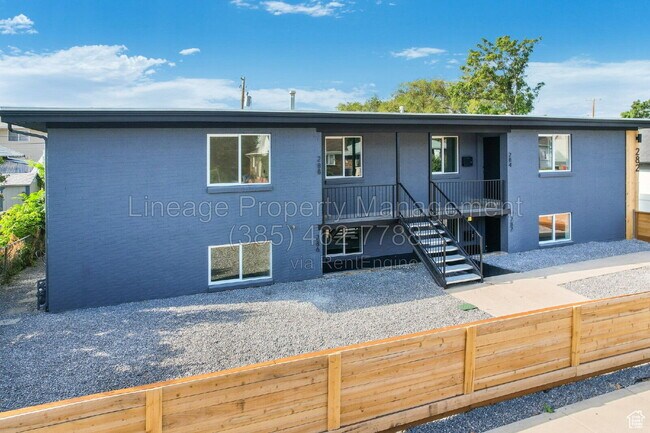 Building Photo - 288 Downington Ave S