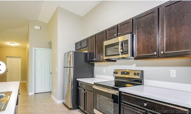 Building Photo - 4471 SW Port St Lucie Blvd