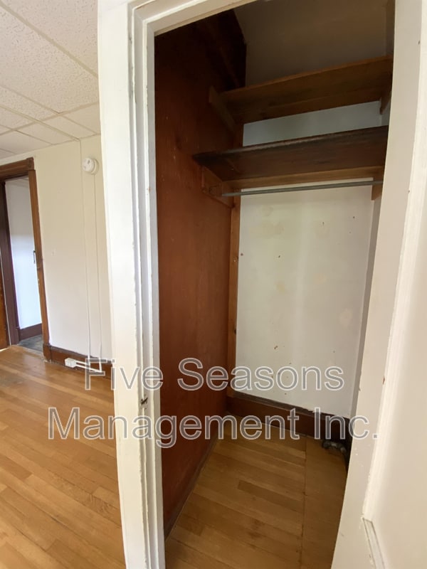 Photo - 134 Buell St