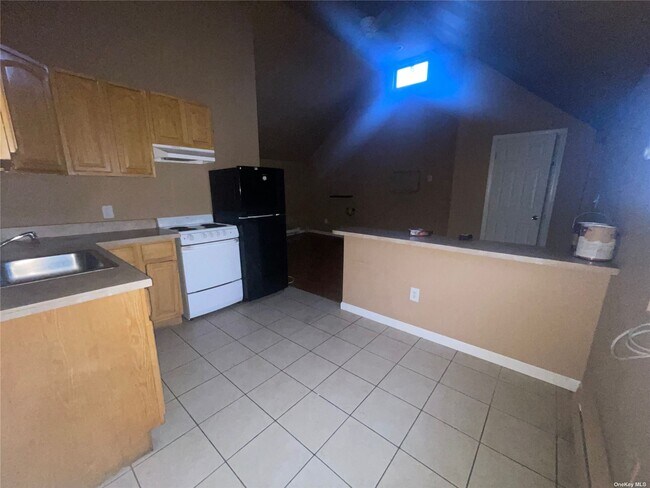 Photo - 2757 Long Beach Rd