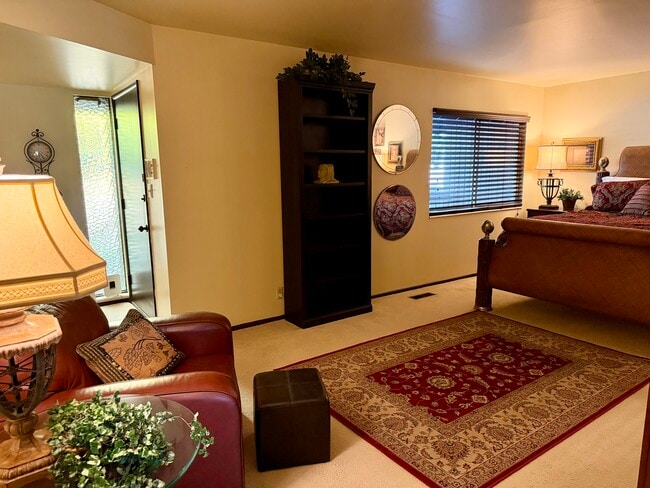 Photo - 5058 Three Fountains Cir
