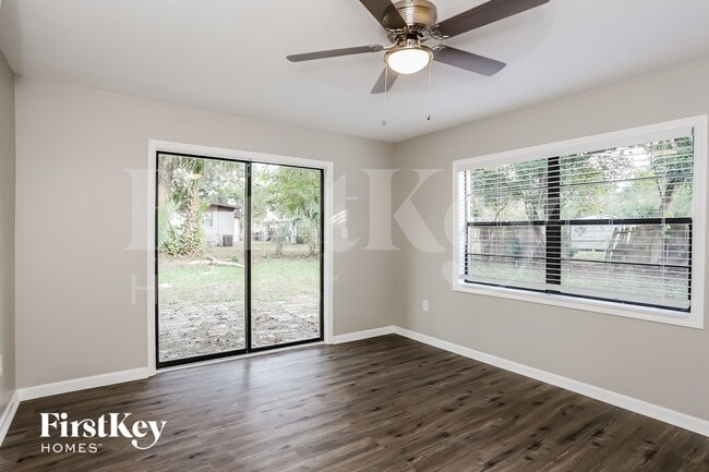 Photo - 2853 Oakcove Ln