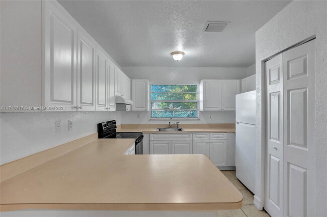 Photo - 1720 NW 55th Terrace Apartment Unit 1722