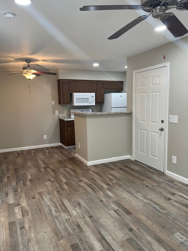 Kithen - Creek Park Village 55+ Senior Community