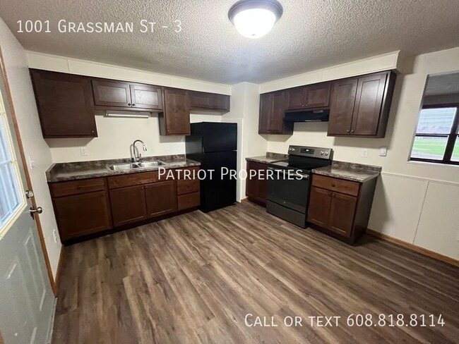 Photo - 1001 Grassman St Unit 3