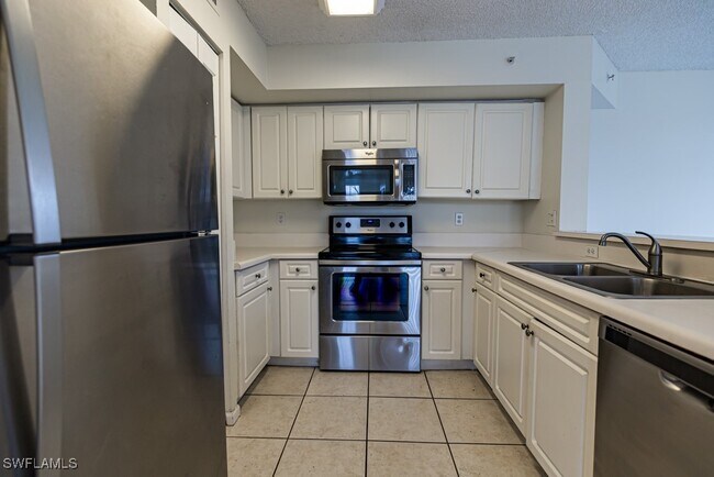 Photo - 1195 Wildwood Lakes Blvd Condo Unit 107