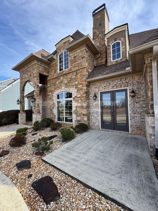 Photo - 1811 Traditions Way