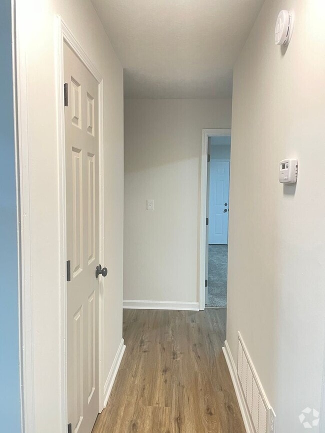 Building Photo - 811 Graham Rd Unit 811-A Rental