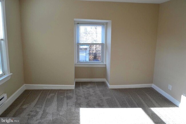 Photo - 1643 Rockwell Rd Unit 5