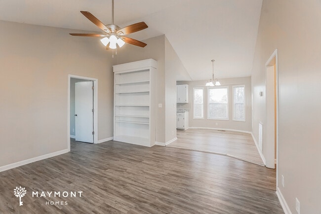 Photo - 1350 Chucker Dr