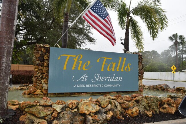 Photo - 756 Conestee Dr