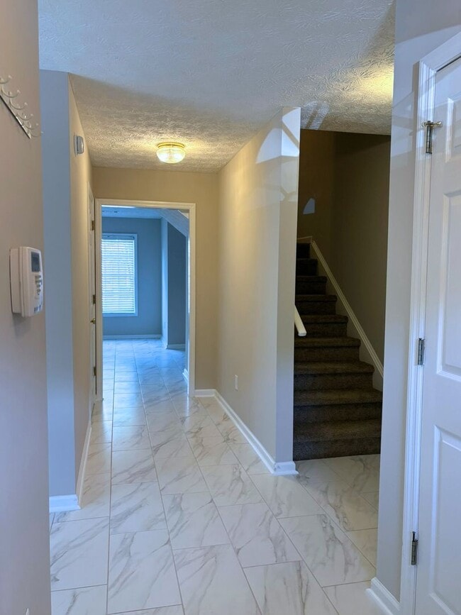 Donahue Crossing Condominiums #1409 - Donahue Crossing Condominiums #1409 Unit 1409