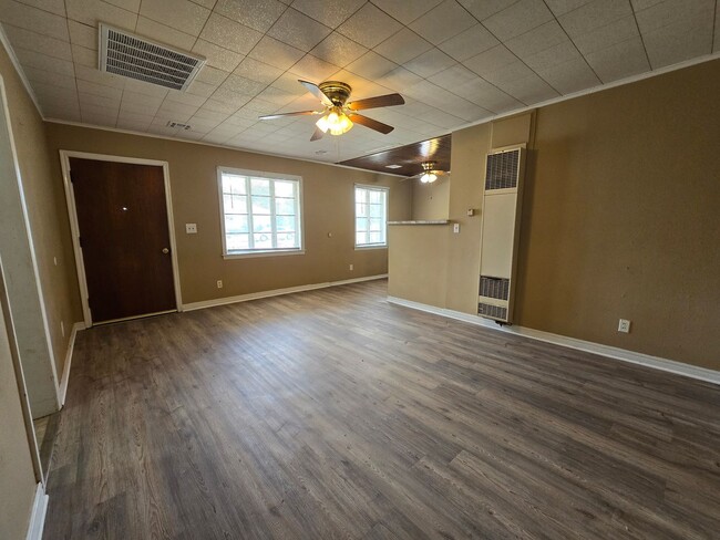 Photo - Cute 2 bedroom home near OBU