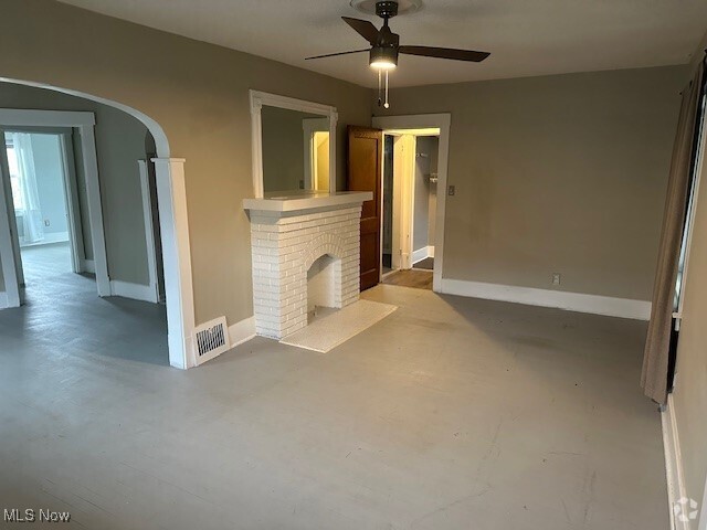 Building Photo - 143 Wesley Ave Rental