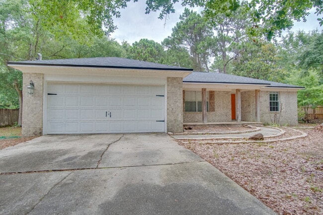 Photo - Navarre 3BR/2BA Home Near Beaches & Hurlburt Field with Updated Kitchen, Split Floor Plan & Spaci...