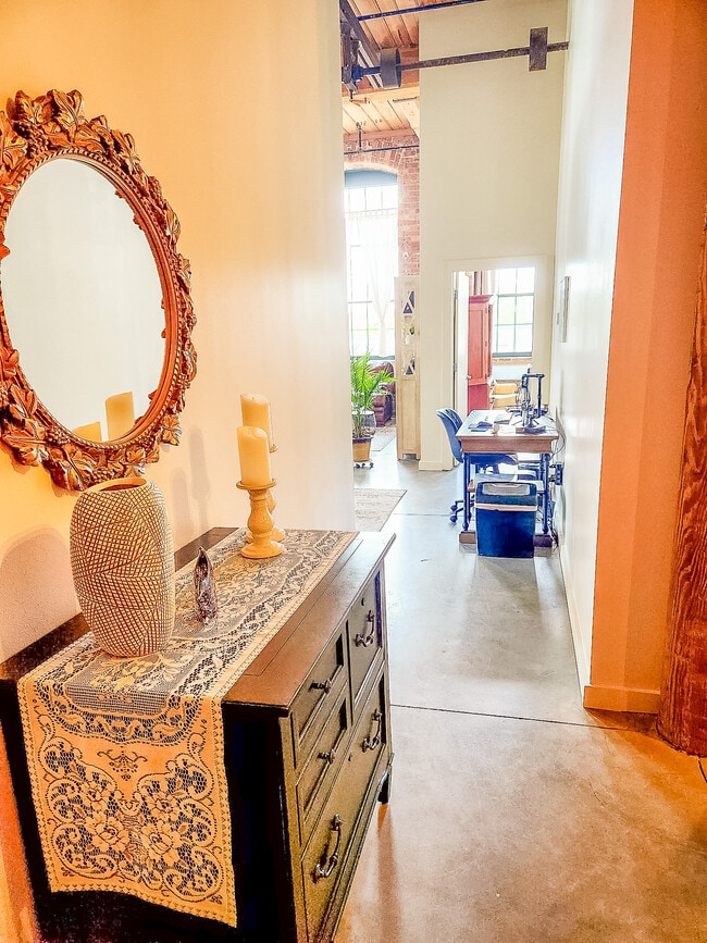 Photo - 328 Mills Ave