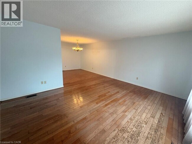 Photo - 164 Gemini Dr